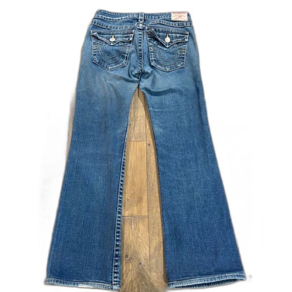 True Religion Becky Jeans Ladies sz. 30 Straight Leg, Medium Wash - Picture 2 of 6